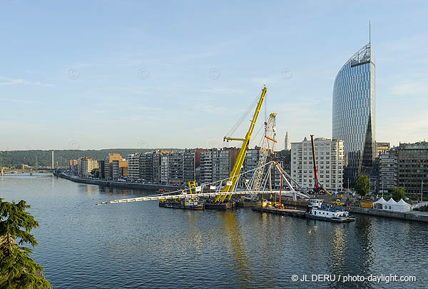 Liège - passerelle sur la Meuse